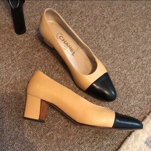 Vintage Chanel two tone cap toe block heels 6.5
